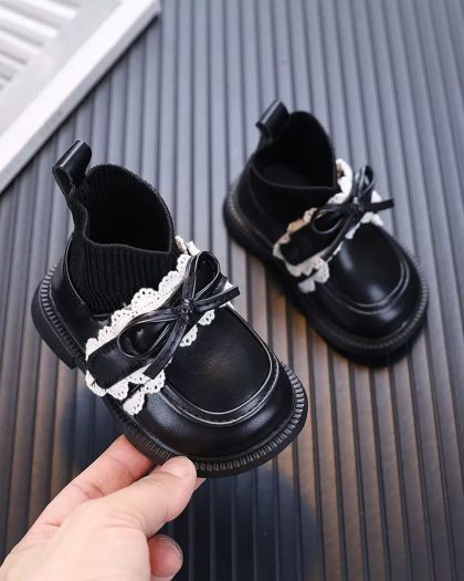 Girls boots