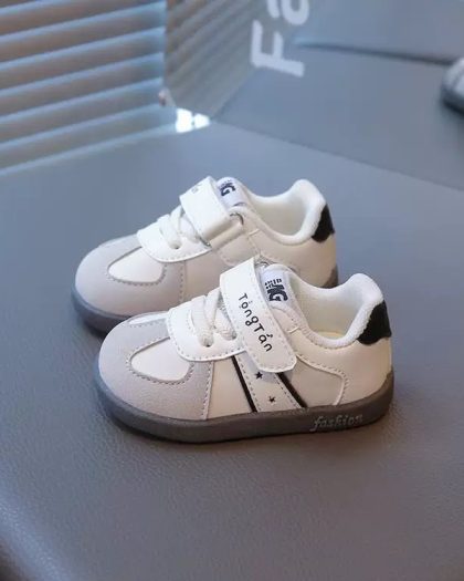 Baby footwear